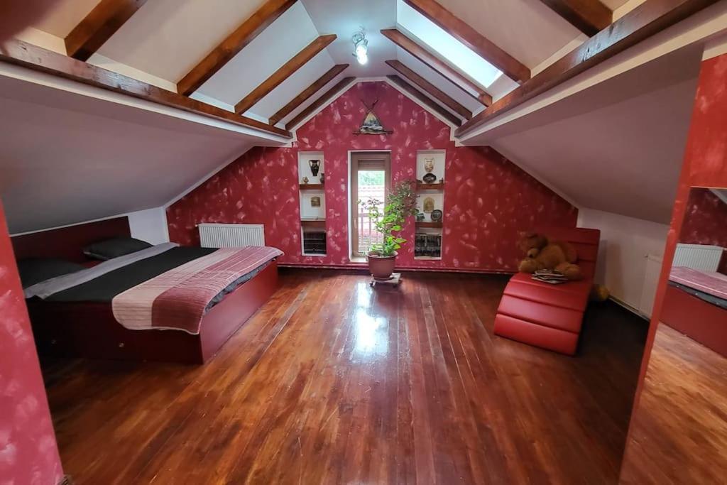 Villa Casa In Oradea ! Exterior foto